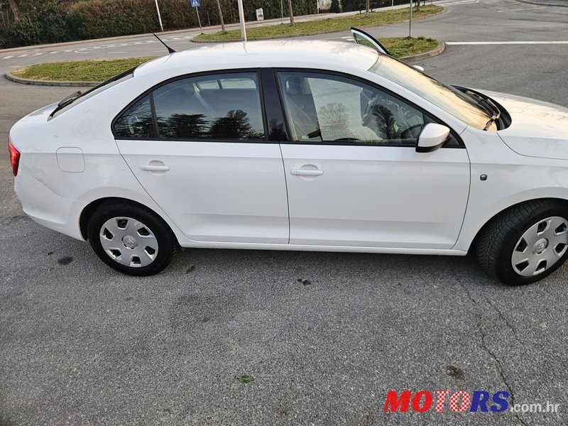 2013' Skoda Rapid 1,6 Tdi photo #6