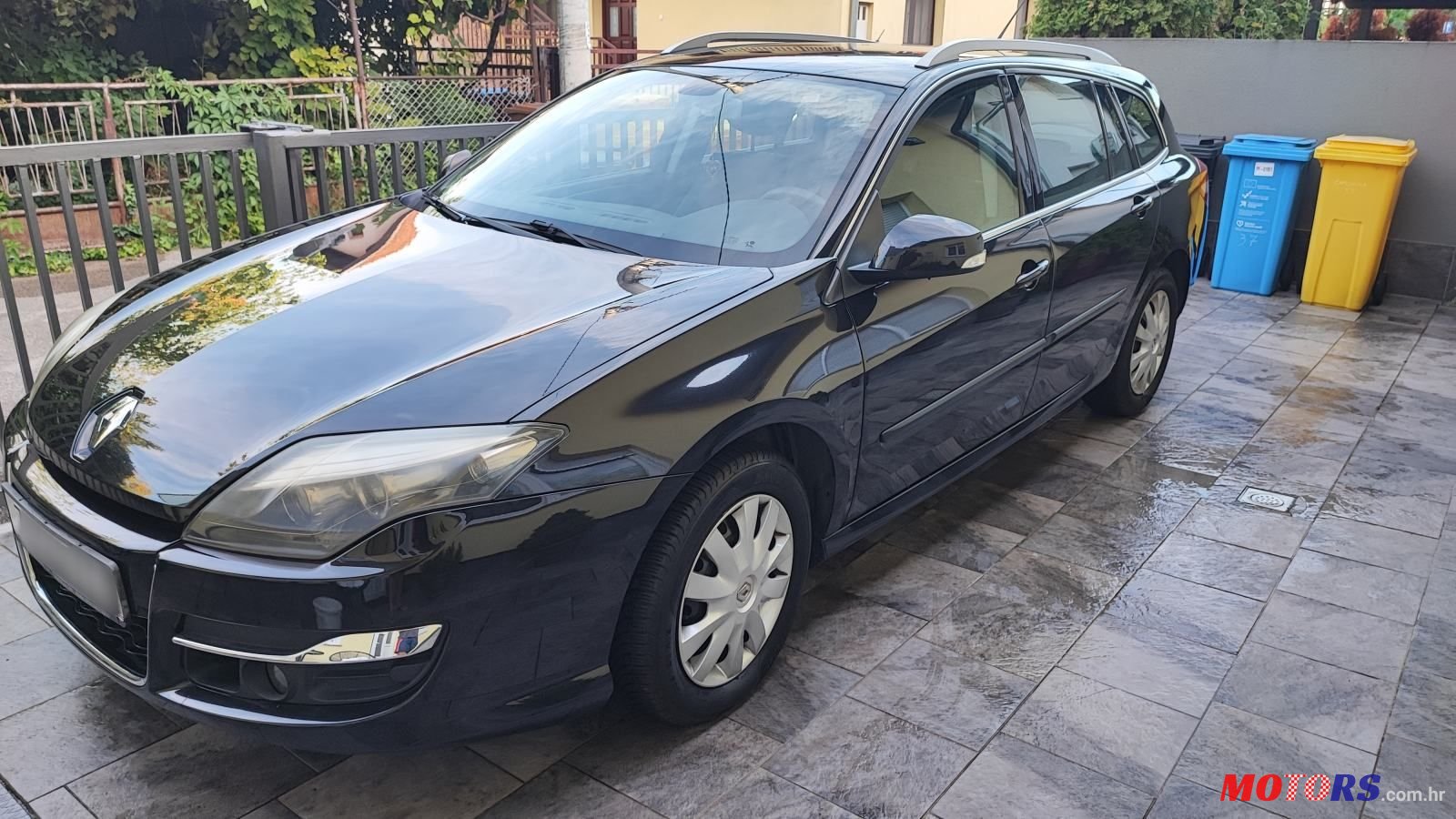 2011' Renault Laguna Grandtour 1,5 Dci photo #3