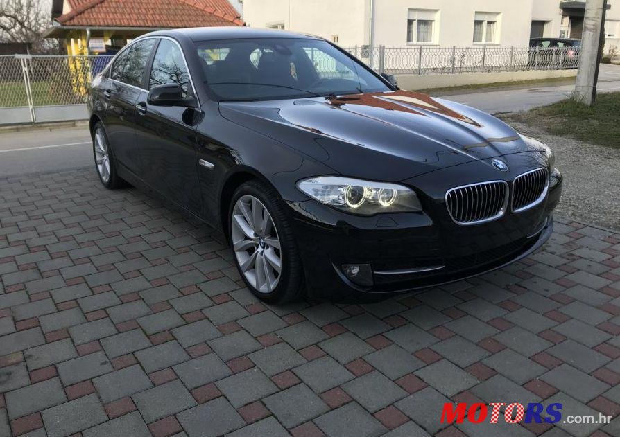 2012' BMW Serija 5 530D photo #1
