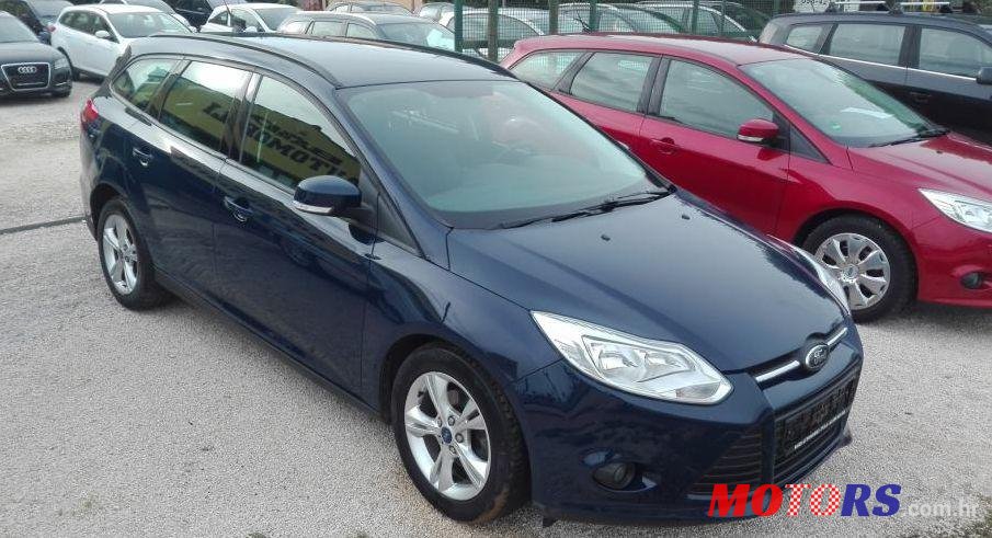 2012' Ford Focus Karavan photo #3