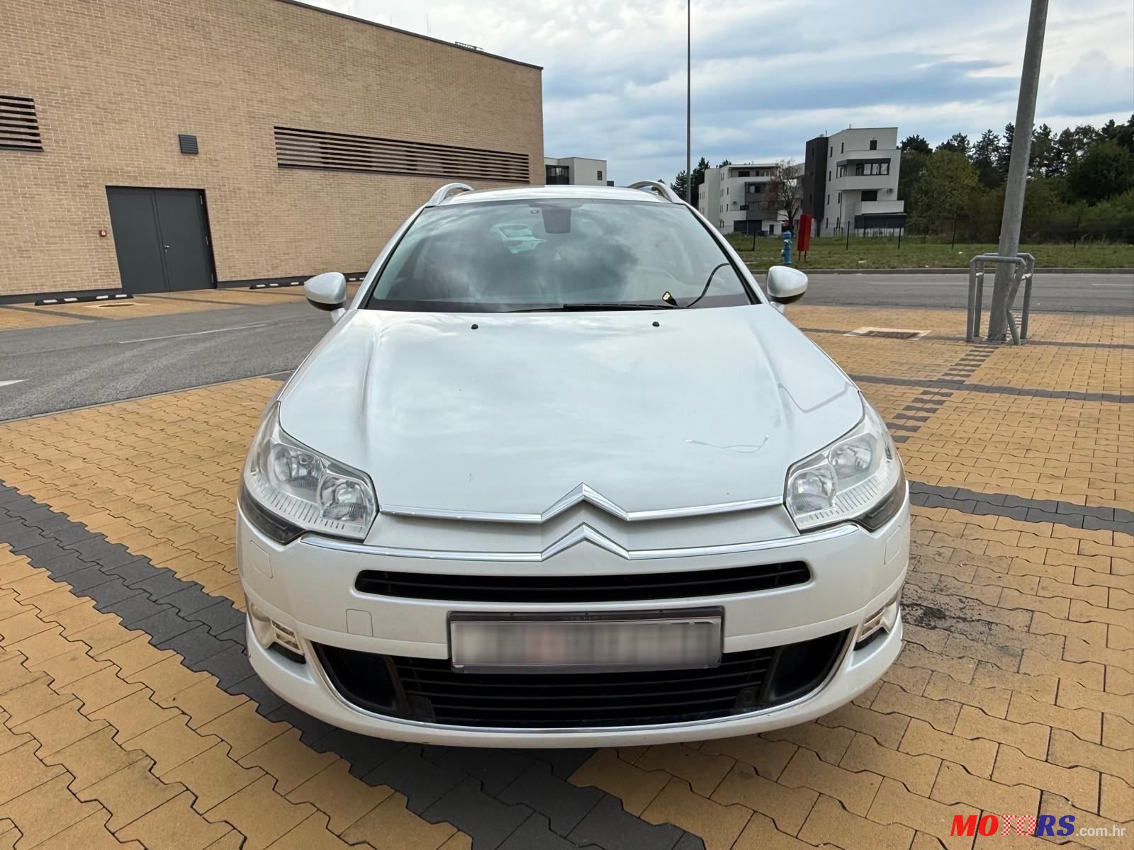 2011' Citroen C5 1,6 Hdi photo #2