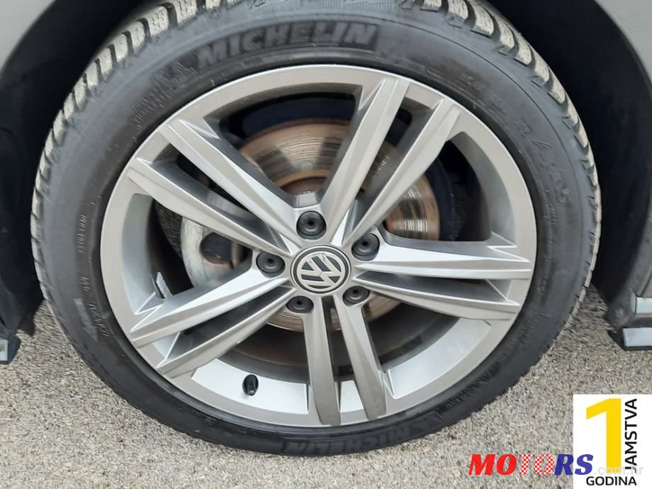 2017' Volkswagen Golf 7 photo #4