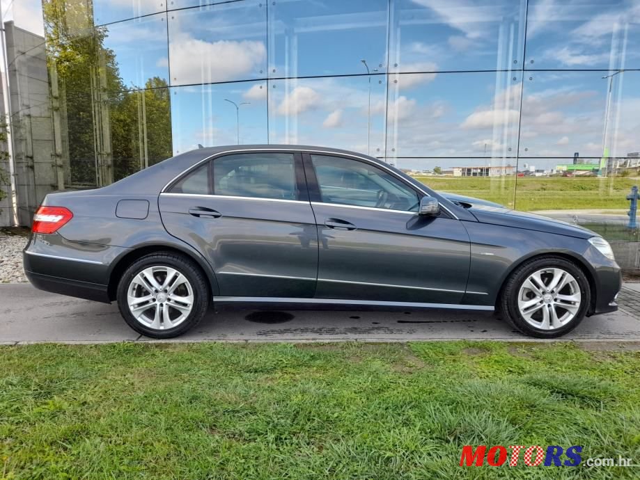 2010' Mercedes-Benz E-Klasa 220 Cdi photo #6