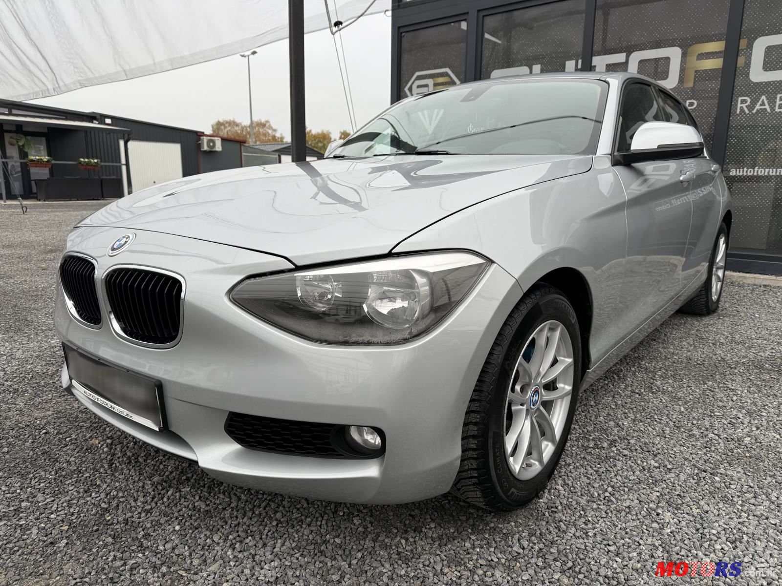 2014' BMW Serija 1 118D photo #3