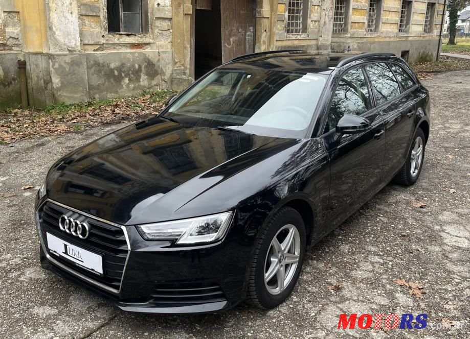 2018' Audi A4 Avant photo #1