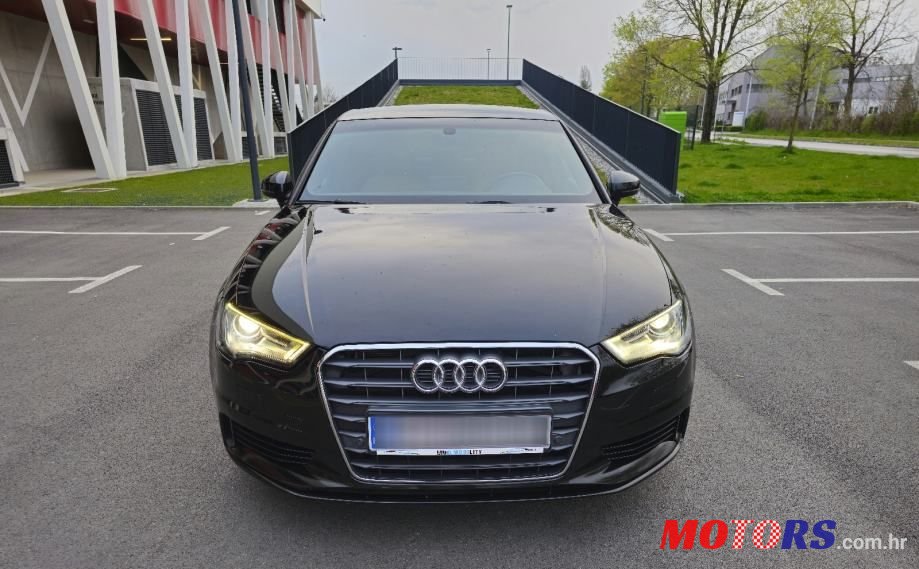 2015' Audi A3 1,6 Tdi Sport photo #2