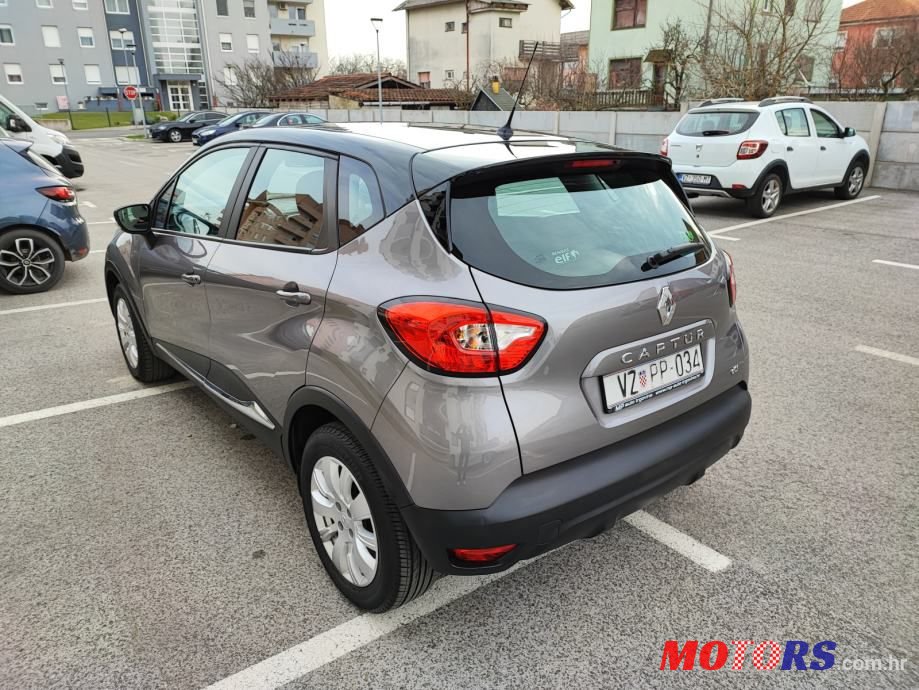 2015' Renault Captur Dci 90 photo #3