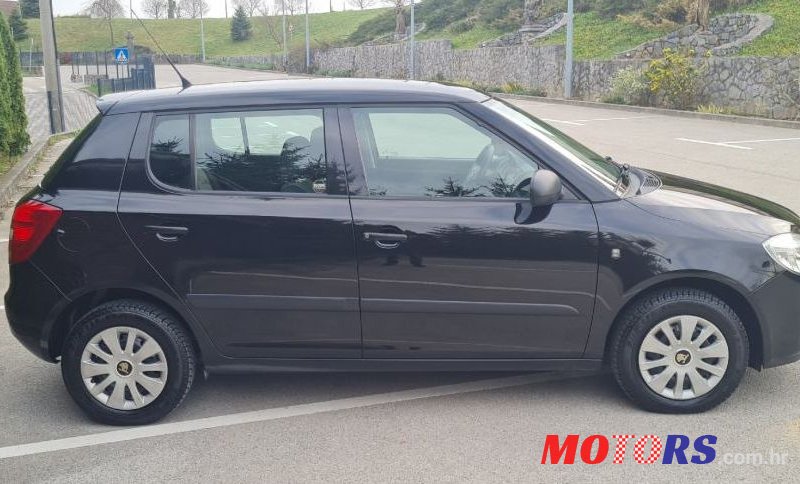 2008' Skoda Fabia 1,2 12V photo #1