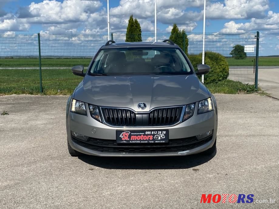 2019' Skoda Octavia Combi photo #5