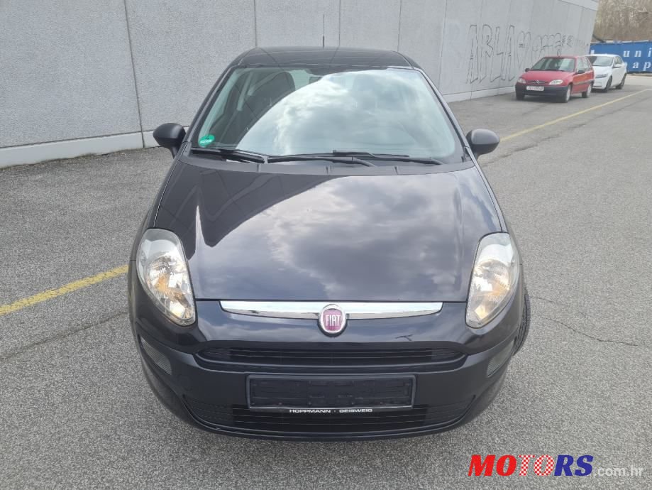 2010' Fiat Punto Evo 1,2 8V photo #2