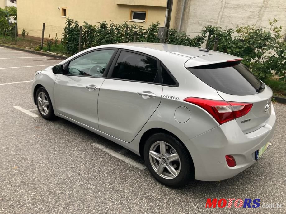 2015' Hyundai i30 1,6 Crdi photo #3