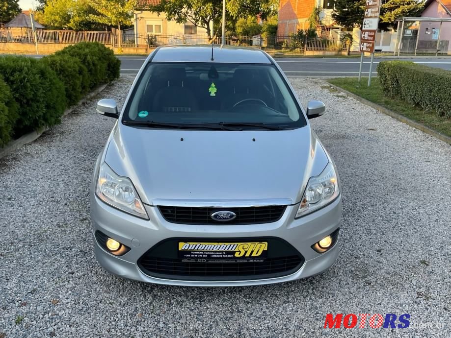 2009' Ford Focus Karavan photo #2