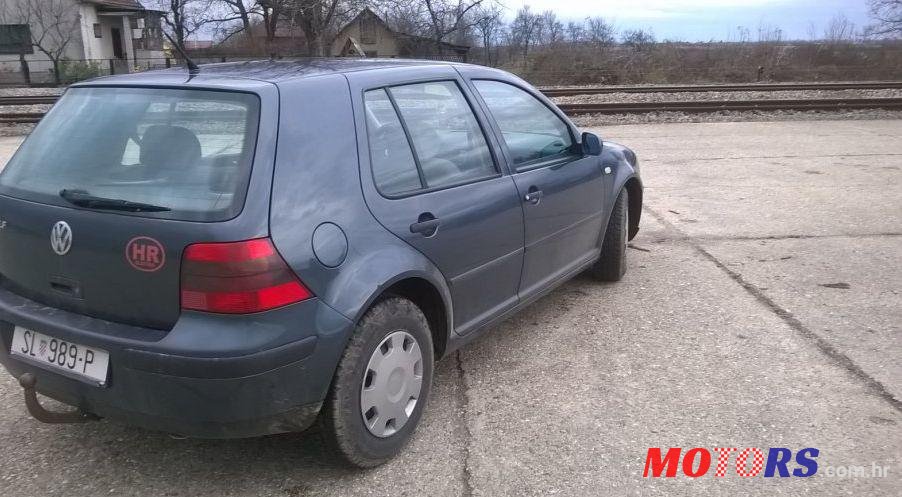 2000' Volkswagen Golf IV 1,4 photo #2