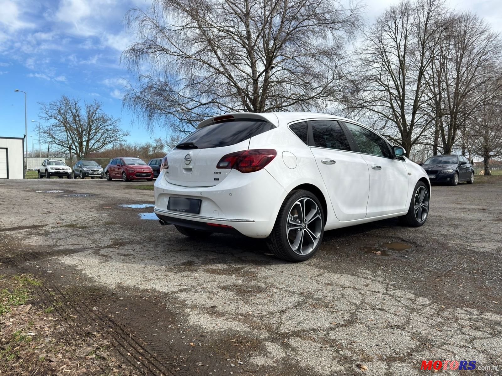 2013' Opel Astra 2.0Cdti photo #5