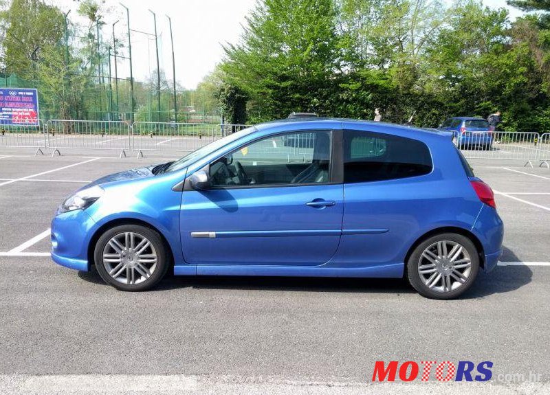 2009' Renault Clio 1,6 16V Gt photo #1