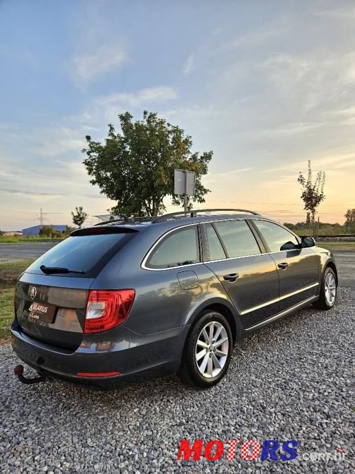 2015' Skoda Superb Combi photo #4