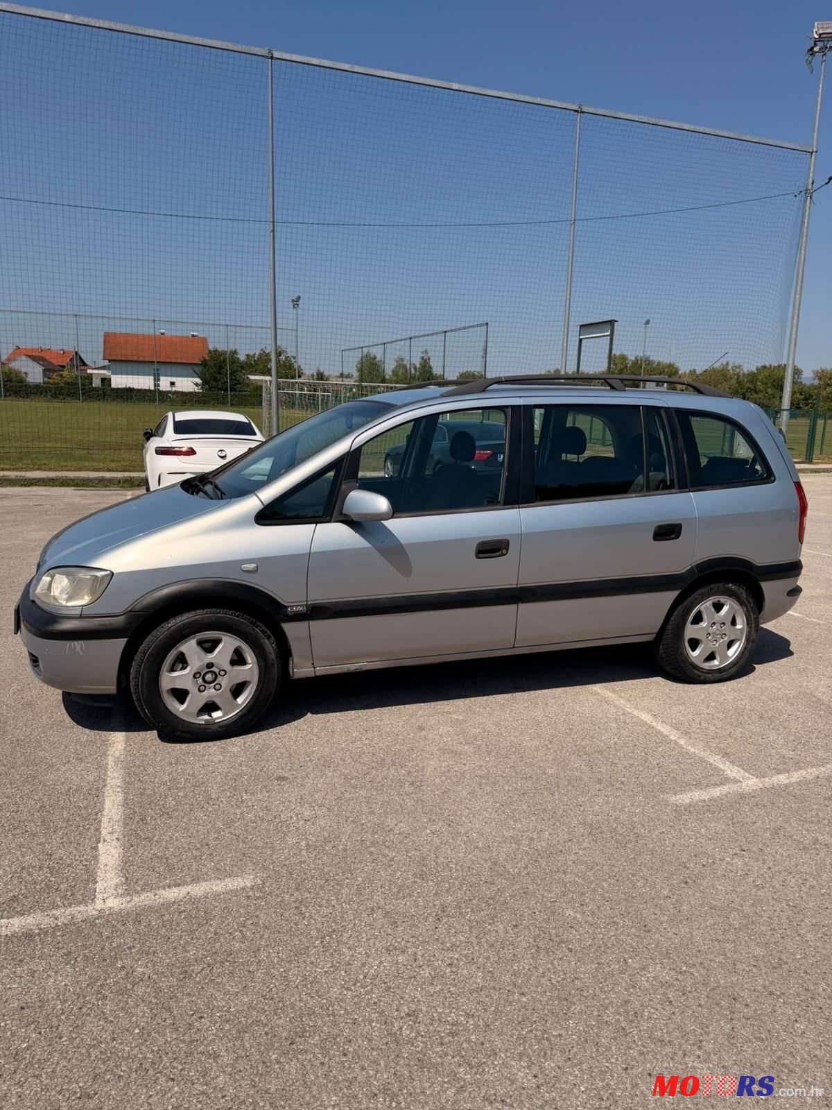 2000' Opel Zafira 1,6 16V photo #4