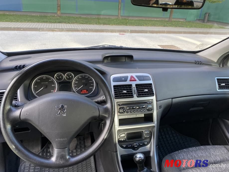 2004' Peugeot 307 2,0 Hdi photo #4