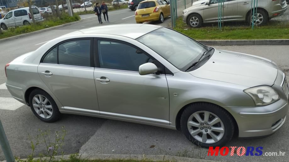 2006' Toyota Avensis 2,0 D-4D photo #6