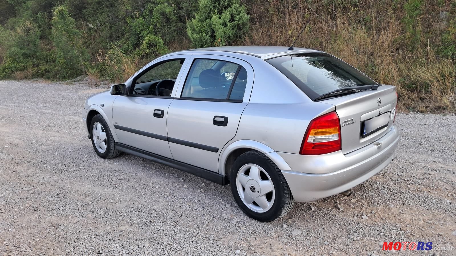 2007' Opel Astra Classic photo #2