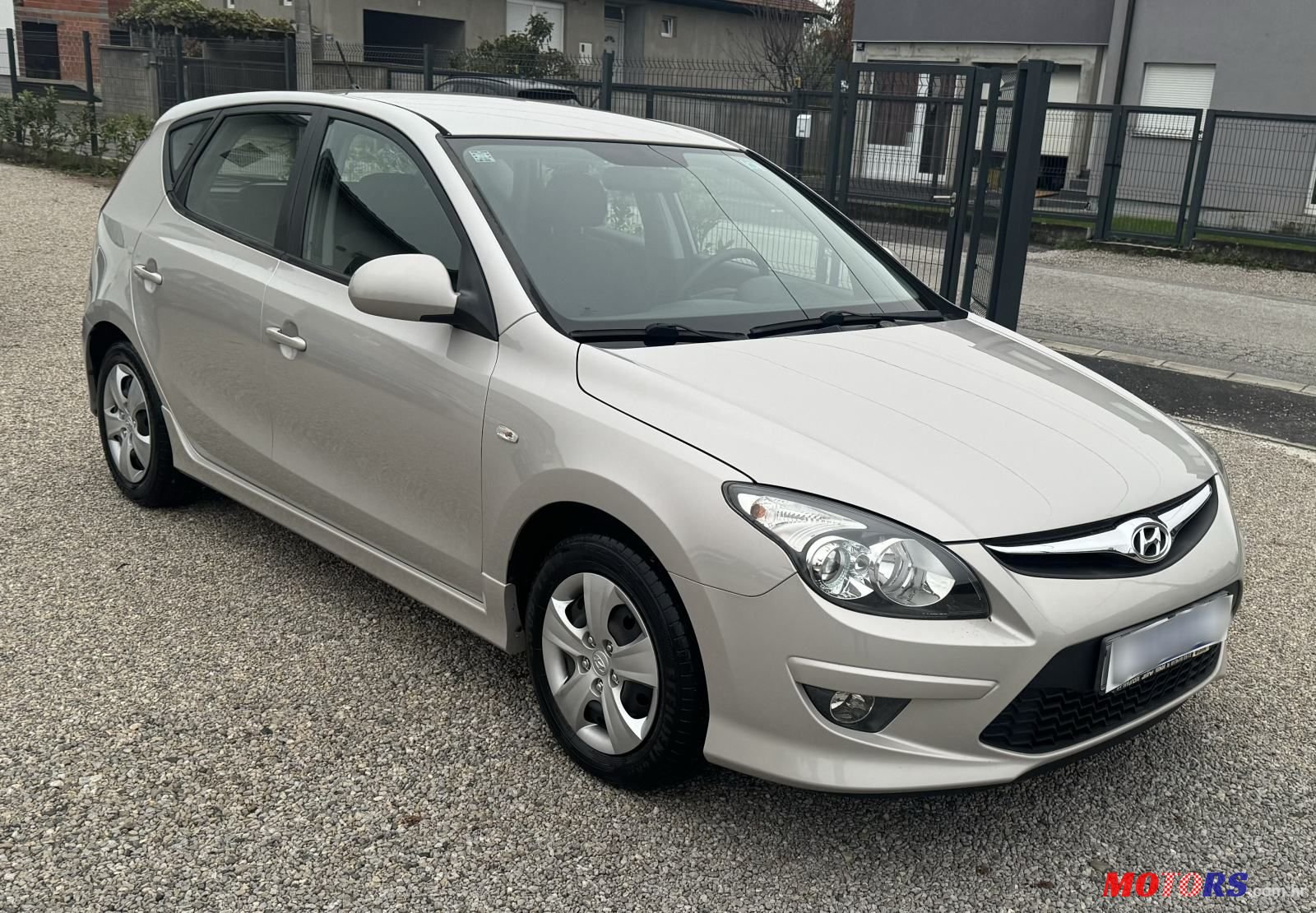 2011' Hyundai i30 1,4 16V photo #3