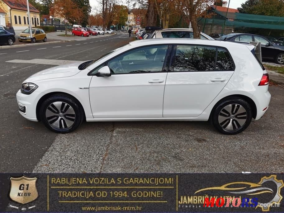 2019' Volkswagen Golf 7 E-Golf photo #3