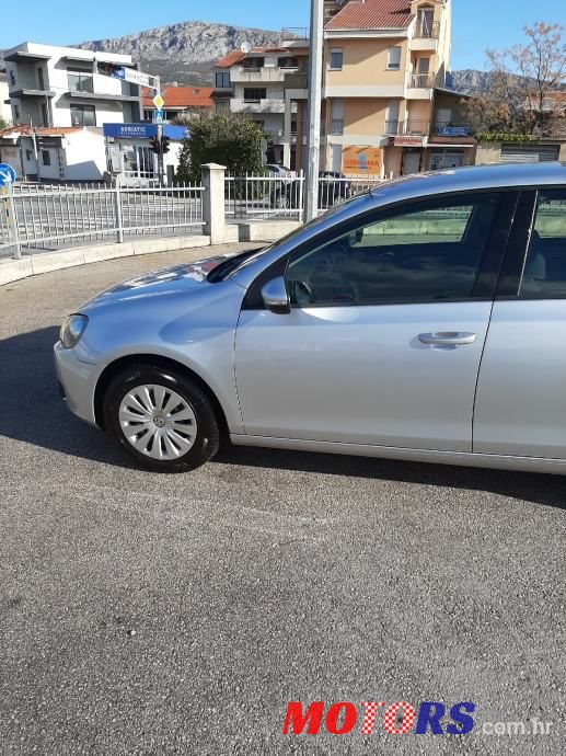 2011' Volkswagen Golf 6 1,6 Tdi photo #1