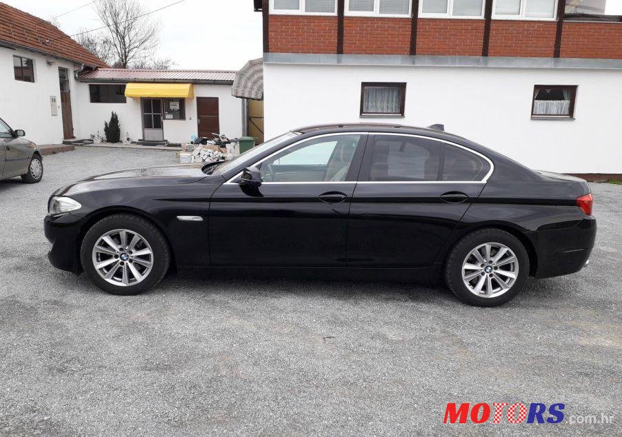 2012' BMW Serija 5 520D photo #1