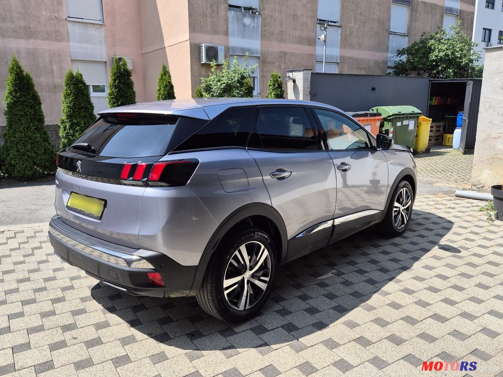 2023' Peugeot 3008 1,2 photo #2