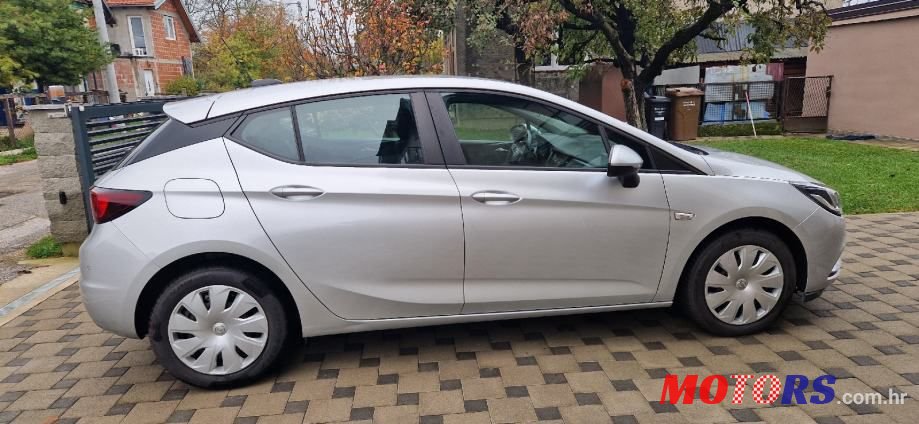 2015' Opel Astra 1.6 Cdti photo #4