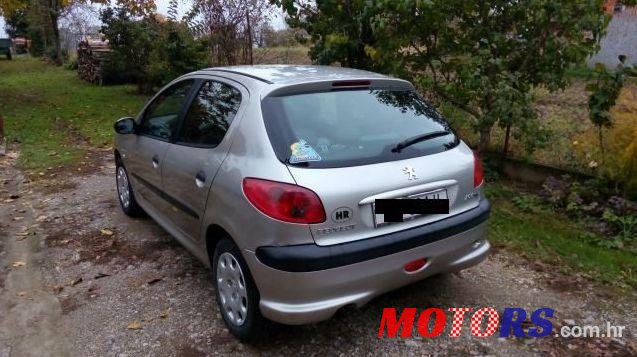 2005' Peugeot 206 206 1,4 Hdi photo #1