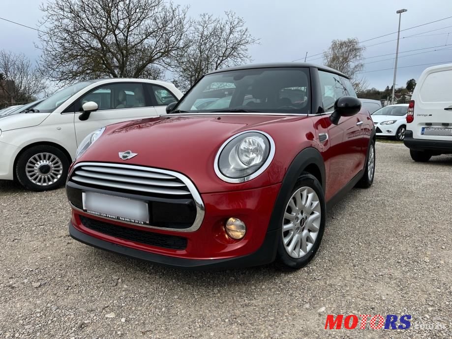 2014' MINI Cooper D photo #1