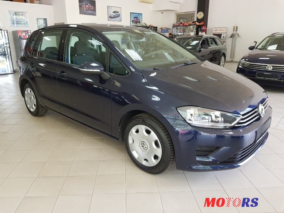 2015' Volkswagen Golf VII photo #2