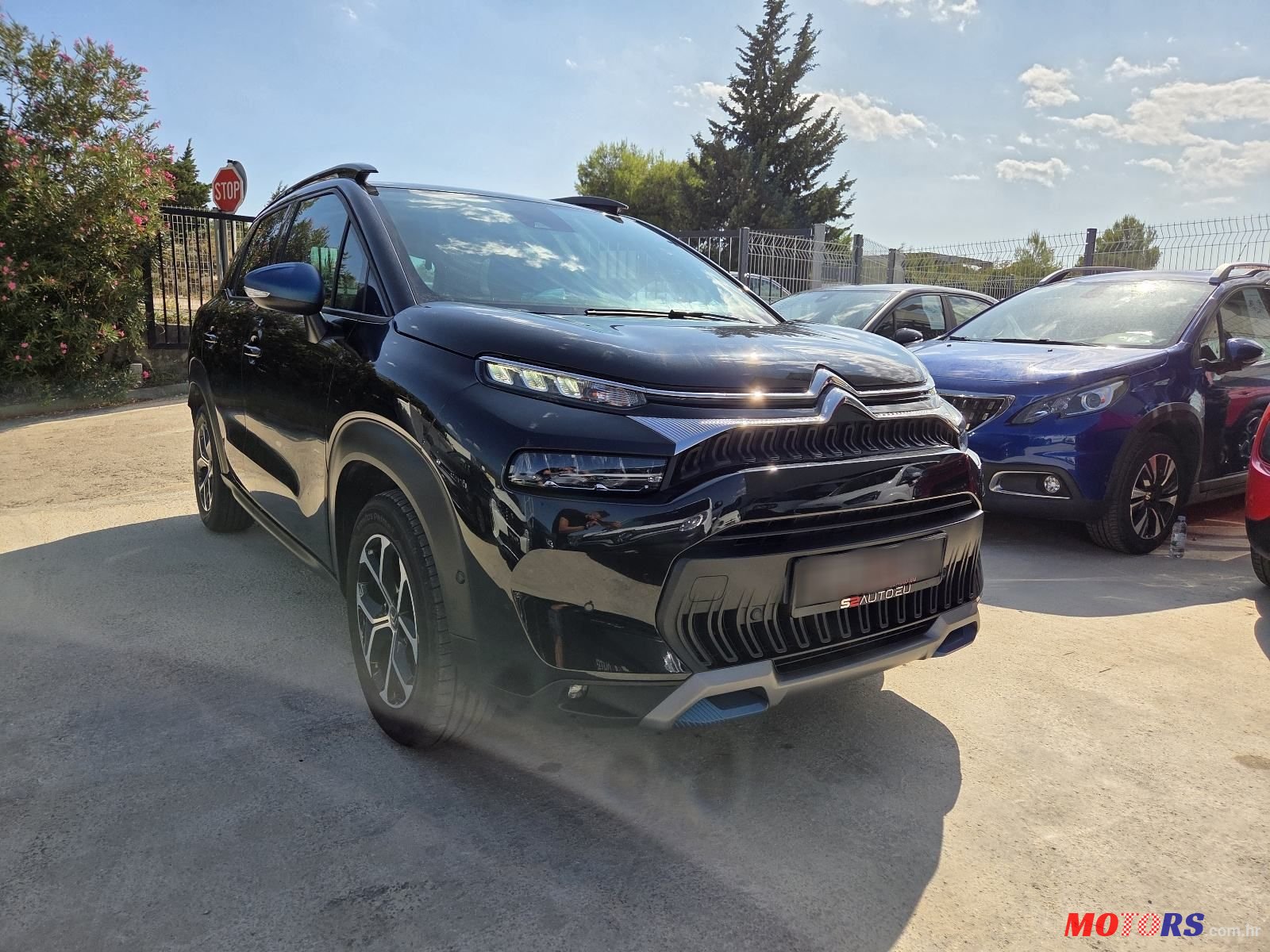 2021' Citroen C3 Aircross 1,2 Puretech photo #2