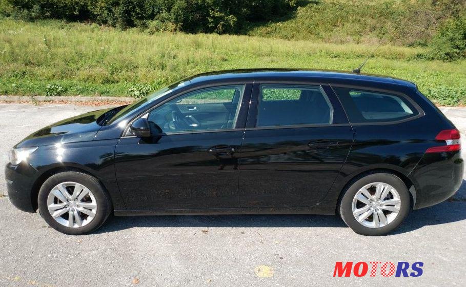 2015' Peugeot 308 Sw photo #4