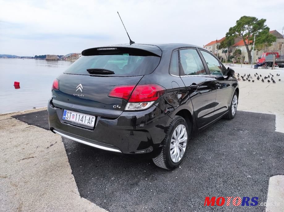 2015' Citroen C4 photo #6