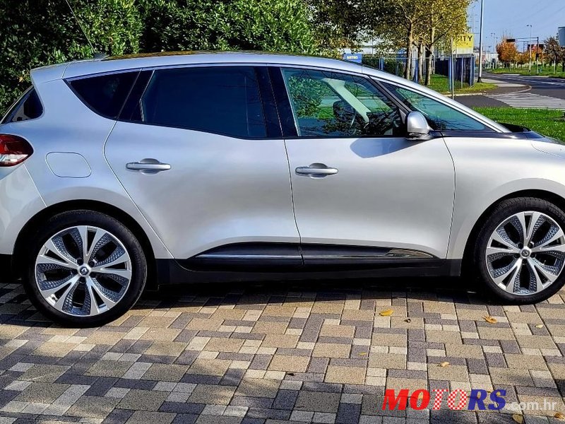 2017' Renault Scenic Dci 130 photo #2