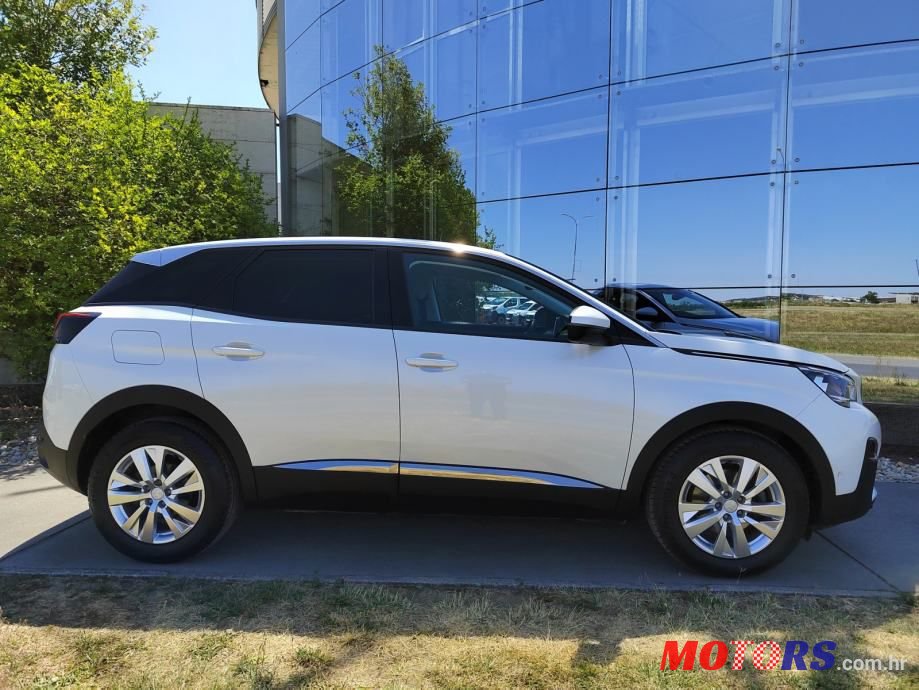 2017' Peugeot 3008 photo #6