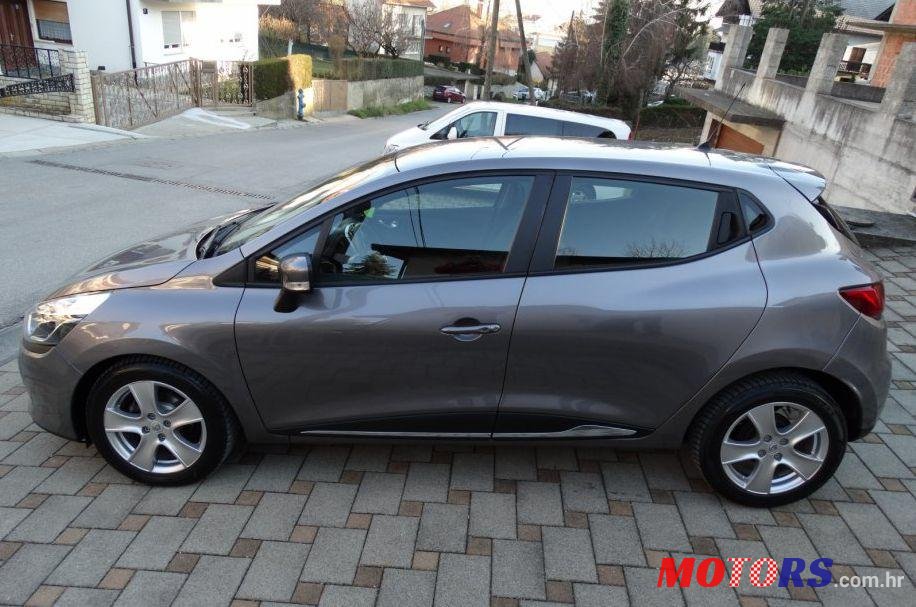 2015' Renault Clio Dci 90 photo #2