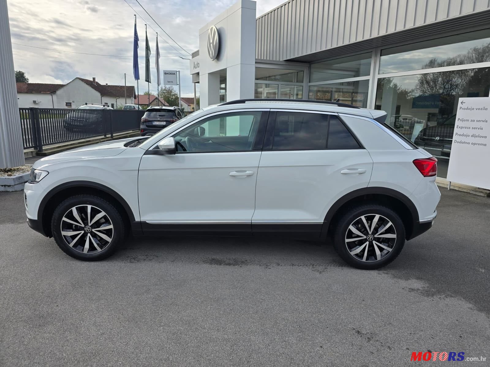 2021' Volkswagen T-Roc 1,0 Tsi photo #5