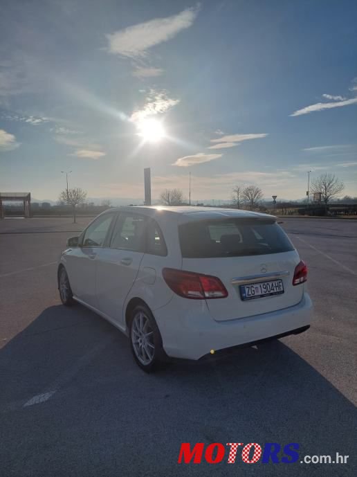 2015' Mercedes-Benz B-Klasa 180D photo #6