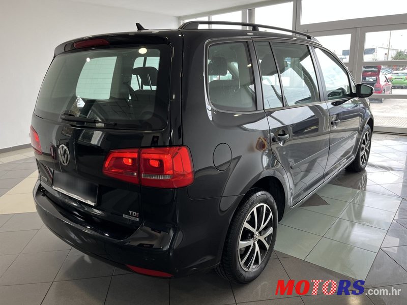 2013' Volkswagen Touran 1,6 Tdi photo #6