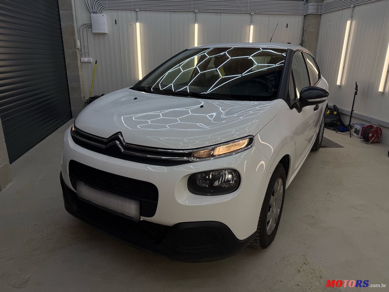 2018' Citroen C3 1,2 photo #6