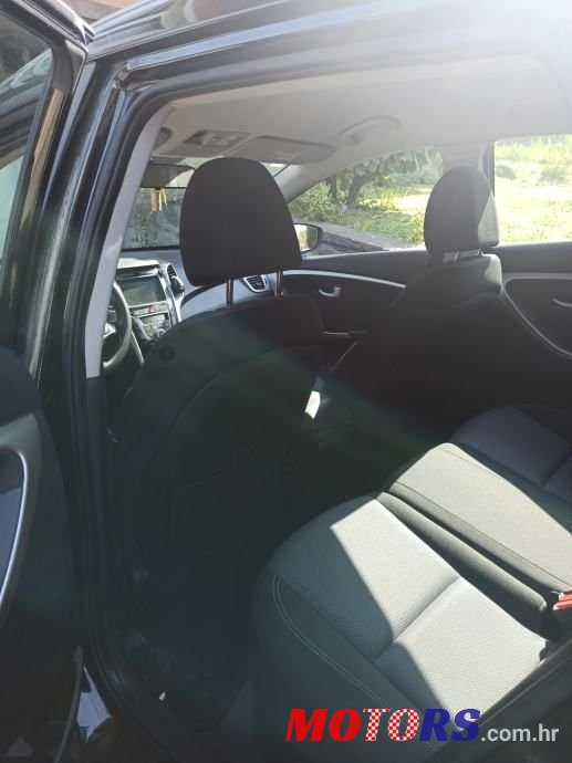 2014' Hyundai i30 1,6 Crdi photo #5