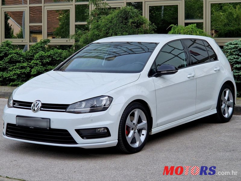 2015' Volkswagen Golf VII photo #1