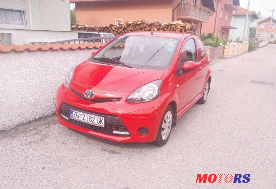 2012' Toyota Aygo 1,0 Vvt-I Cool photo #1