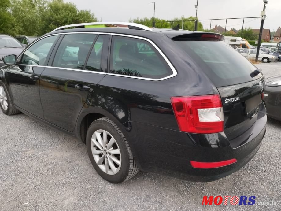 2015' Skoda Octavia Combi photo #6