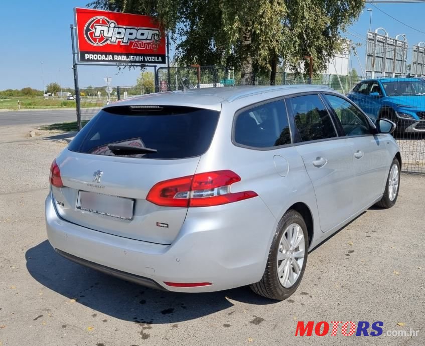 2016' Peugeot 308 Sw photo #6