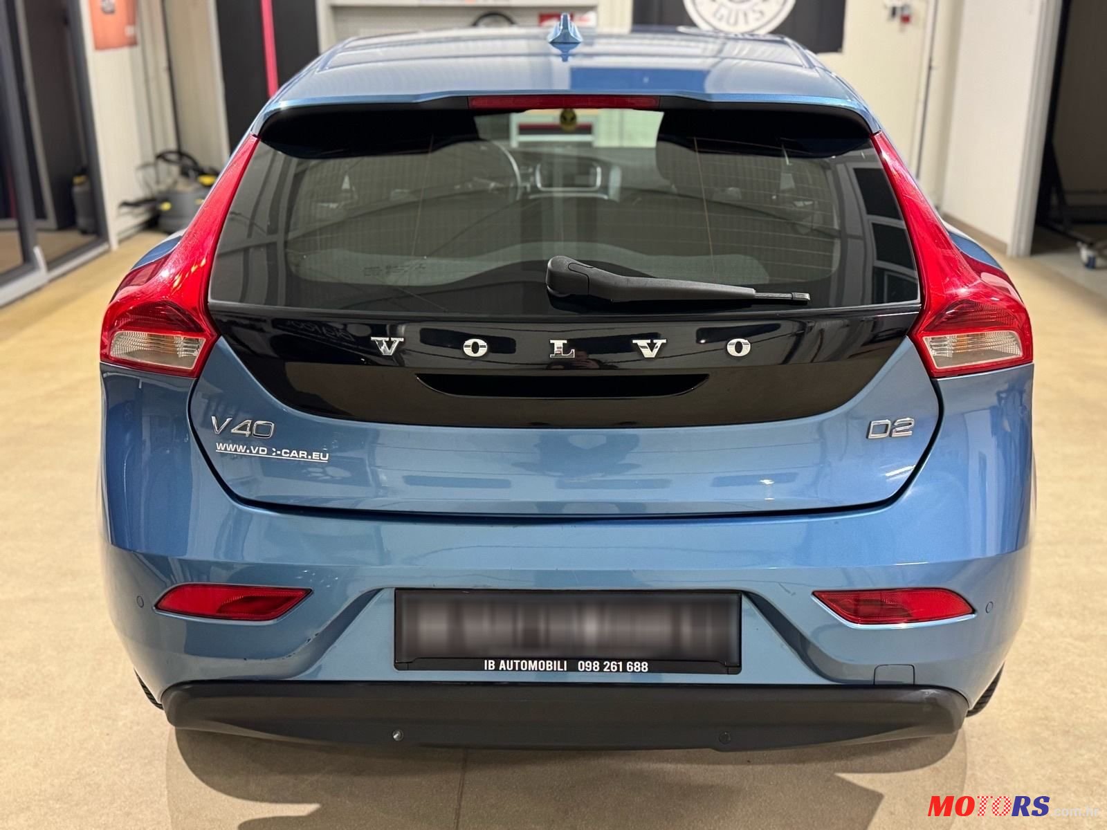 2015' Volvo V40 D2 photo #6