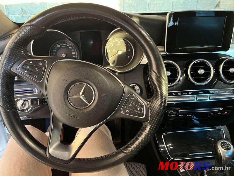 2016' Mercedes-Benz C-Klasa 200 D T photo #6